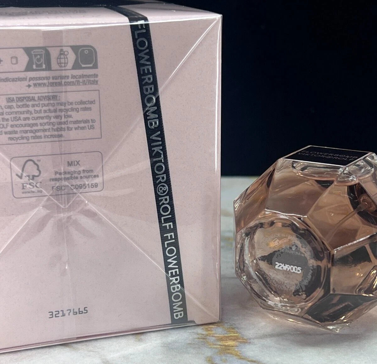 Viktor&Rolf Flowerbomb EDP 50ml box bottom with batch code